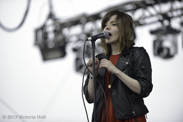 01VictoriaHolt_20130527_Chvrches_01