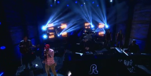 pretty lights full band on conan