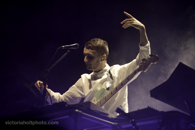 VictoriaHolt_20140420_Coachella_094_Disclosure