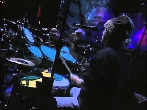 Phish - The Moma Dance (Live at Farm Aid 1998)