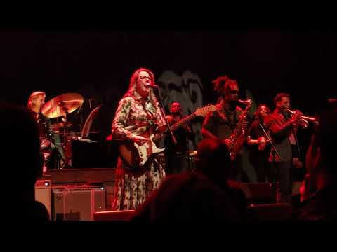 Laugh About It - Tedeschi Trucks Band - Chicago, IL