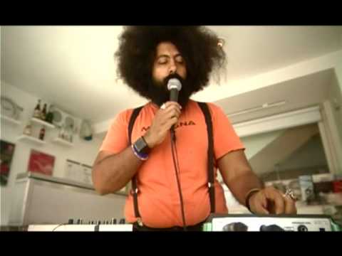 Reggie Watts (Key &amp; Peele outro song) &#039;I Just Want To&#039; (2009)