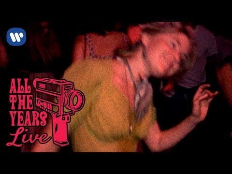Grateful Dead - Truckin&#039; (Winterland 10/19/74) (Official Live Video)