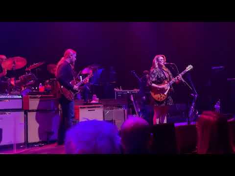 Tedeschi Trucks Band - Key To The Highway at the Chicago Theatre 1/17/20