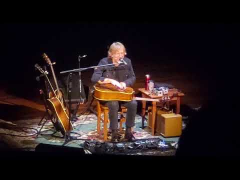 Trey Anastasio - Willie Nelson/Neil Young Story 10/27/19 Nashville Ryman