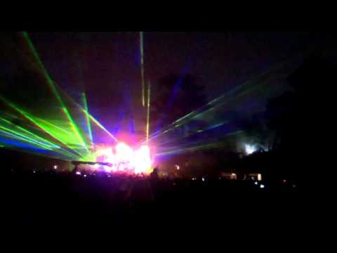 Skrillex Outside Lands SF 8.2012 (04).MP4