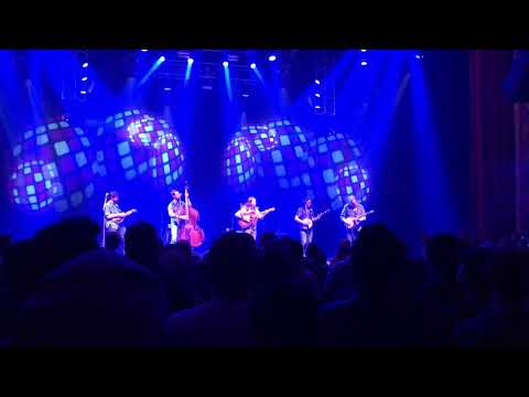 Groundspeed - Tony Trischka picking with Billy Strings at The Capitol Theatre Port Chester