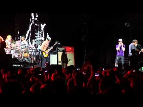 Red Hot Chili Peppers--Can&#039;t Stop--Live @ Bonnaroo Music Festival 2012-06-09