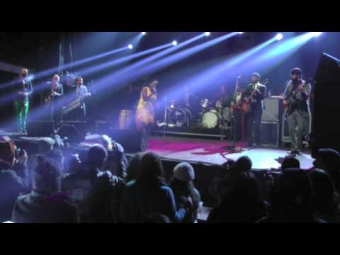 Sharon Jones and the Dap-Kings &quot;Heard It Through The Grapevine&quot; @ Bear Creek 2012