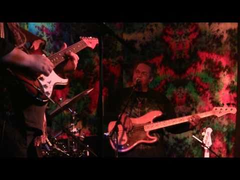 7 Walkers 3/31/11 Eyes of the World (Bill Kreutzmann, George Porter Jr, Papa Mali) (HD)