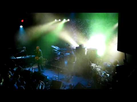 Mike Gordon Band covering &quot;Hand In My Pocket&quot; by Alanis Morissette