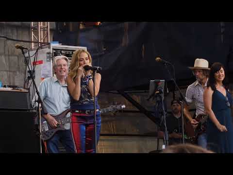 Phil Lesh, Sheryl Crow - Not Fade Away (live) 7/26/2019 Newport Folk Festival, RI