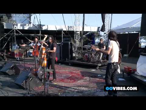 The Avett Brothers Perform &quot;Pretty Girl From Bridgeport&quot; at Gathering of the Vibes 2012