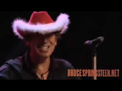 Bruce Springsteen - Santa Claus Is Comin&#039; To Town - 2007