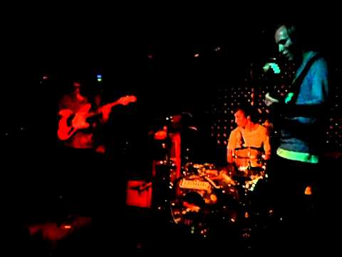 Unknown Mortal Orchestra &quot;How Can You Love Me&quot; &#039;live&#039; from the Casbah 4.11.2011