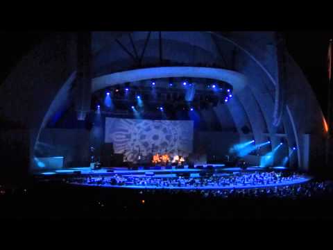 Rodrigo y Gabriela LIVE @ Hollywood Bowl (7.14.13)