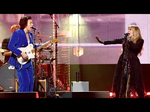 STEVIE NICKS &amp; HARRY STYLES - Stop Draggin’ My Heart Around (Rock &amp; Roll Hall Of Fame)