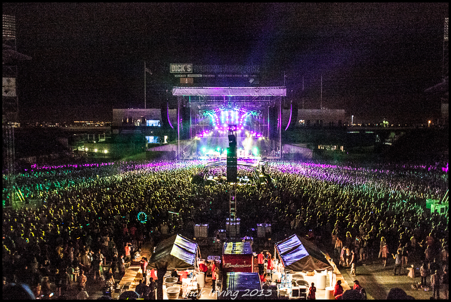 SETLIST: Phish @ Dick's Sporting Goods Park, Commerce City, CO 8/31/13 ...