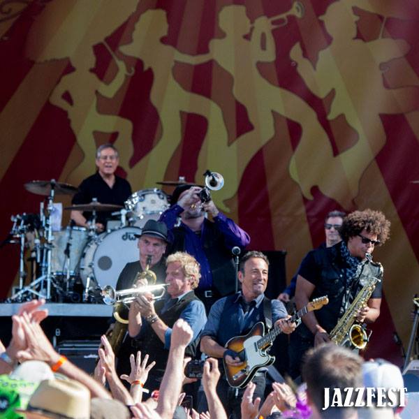 © Douglas Mason / New Orleans Jazz & Heritage Festival on Facebook