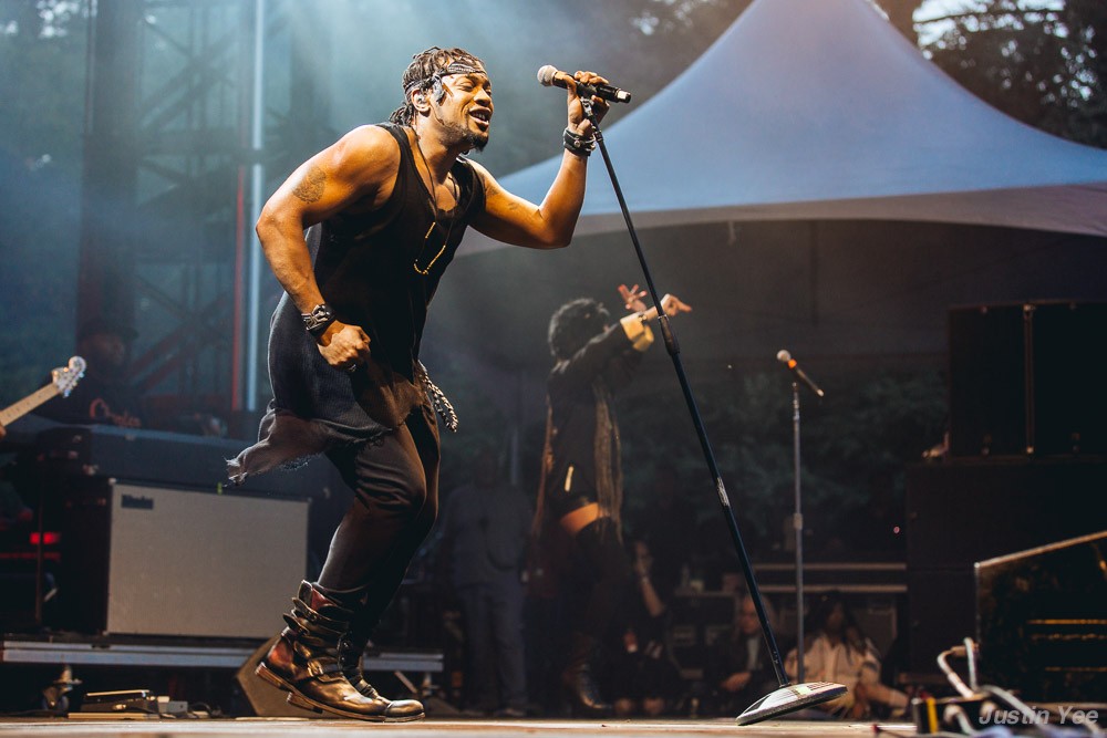 D'Angelo & the Vanguard @ OSL 2015 © Justin Yee