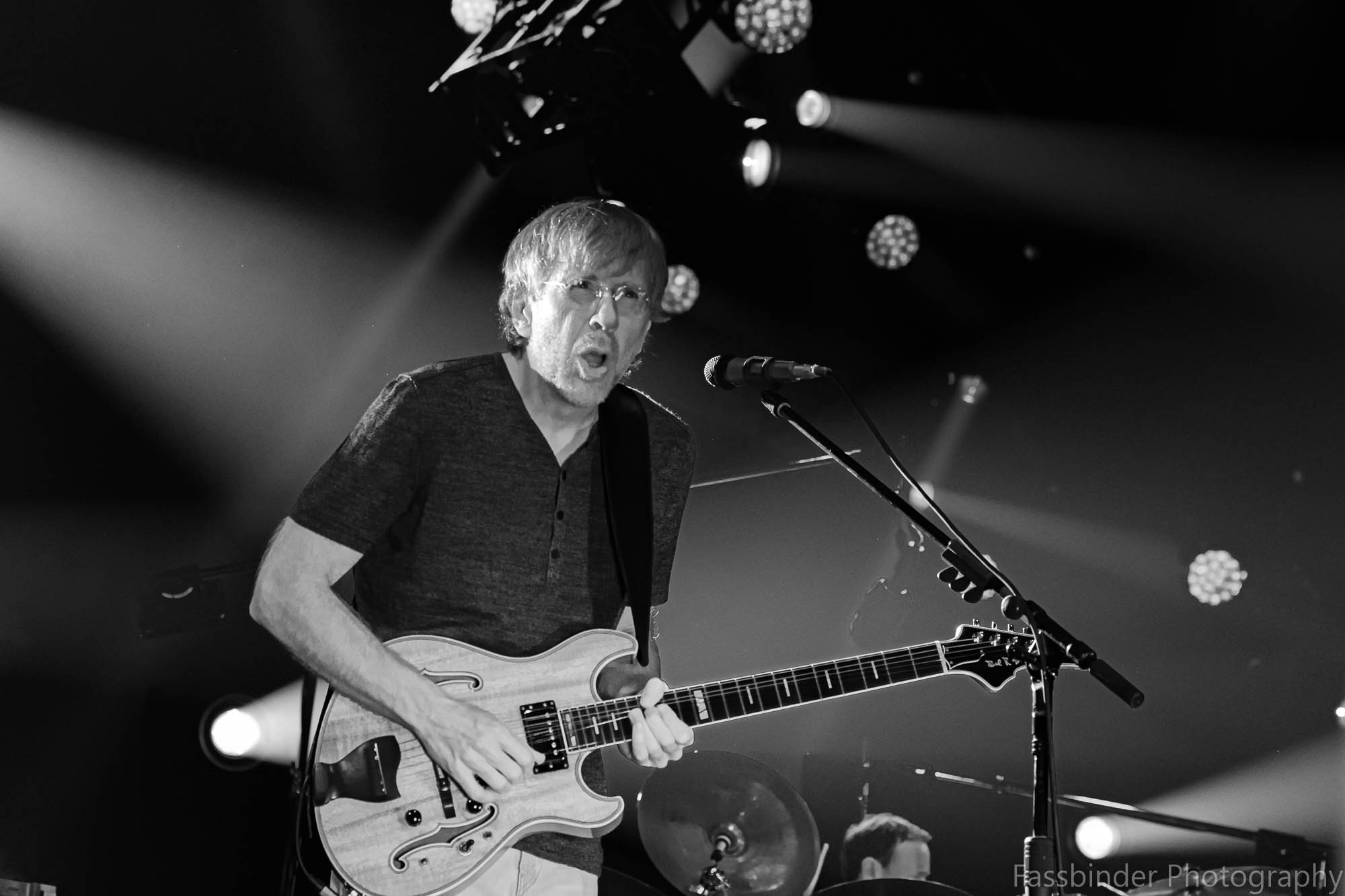 phish in st louis night one tour kickoff live music blog fassbinder photography 2019